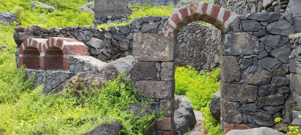 Casita Pajero En El Pozo De Las Calcosas, El Hierro Eksteriør billede